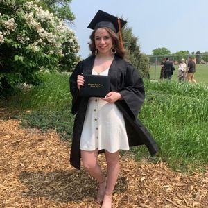 Meet your Posher, Allison